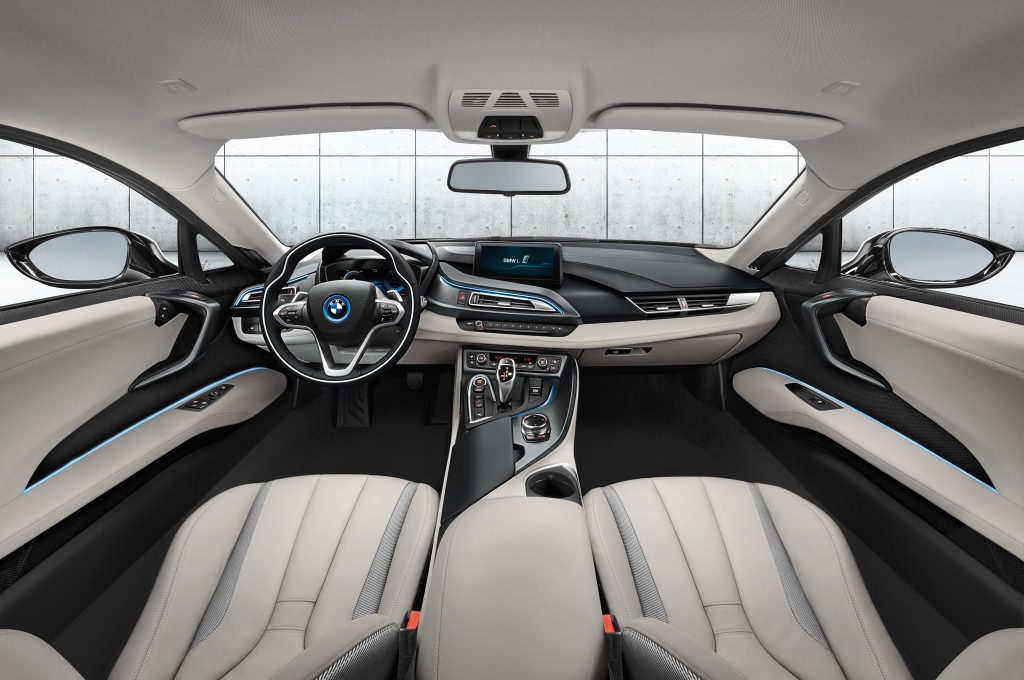 BMW-i8-dashboard