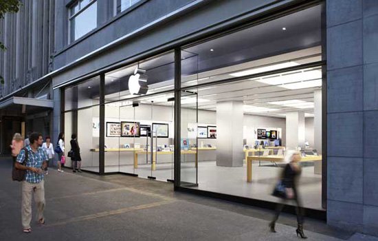 Laptop Vet sticker Apple sluit winkels in Nederland en daarbuiten - Emerce