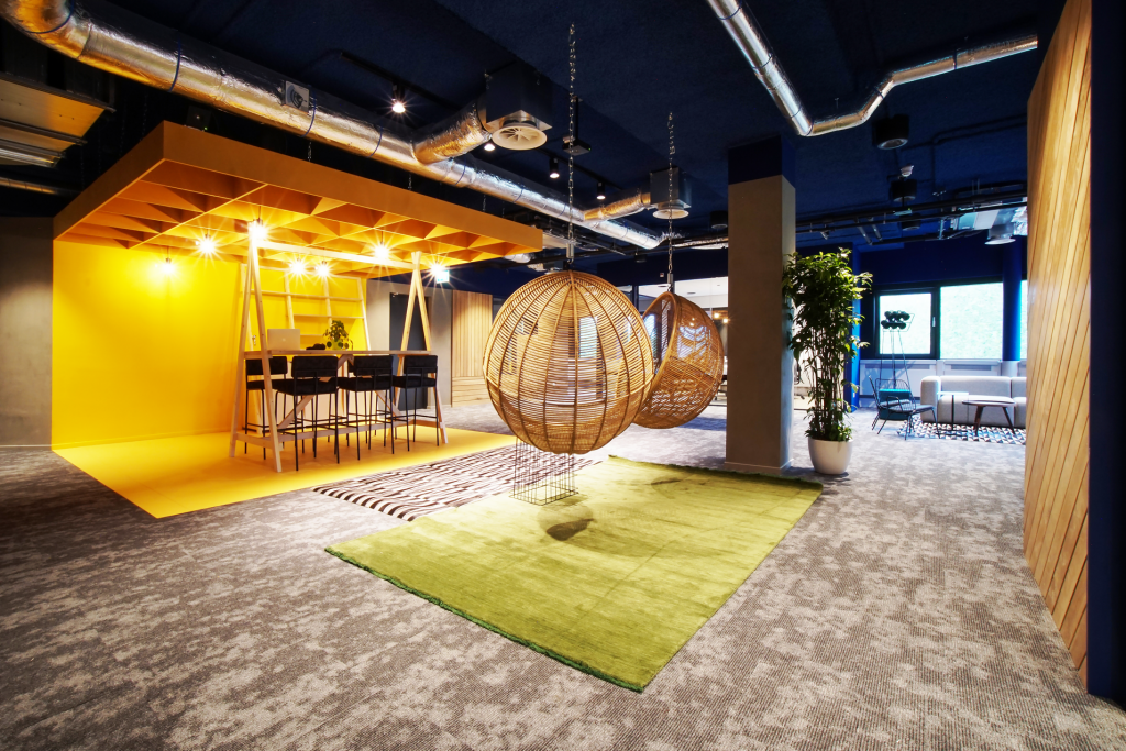 Via/Work is open en on trend met flexplekken in Diemen-Zuid