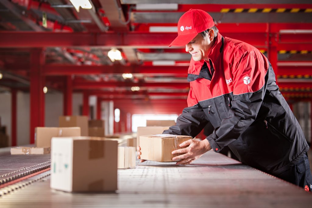 Dpd : DPDgroup | Case Study | Lippincott : Ponadto jest częścią jednej z największych sieci logistycznych drogowych w europie dpd (ponad 400 oddziałów w 30 krajach europy) oraz.