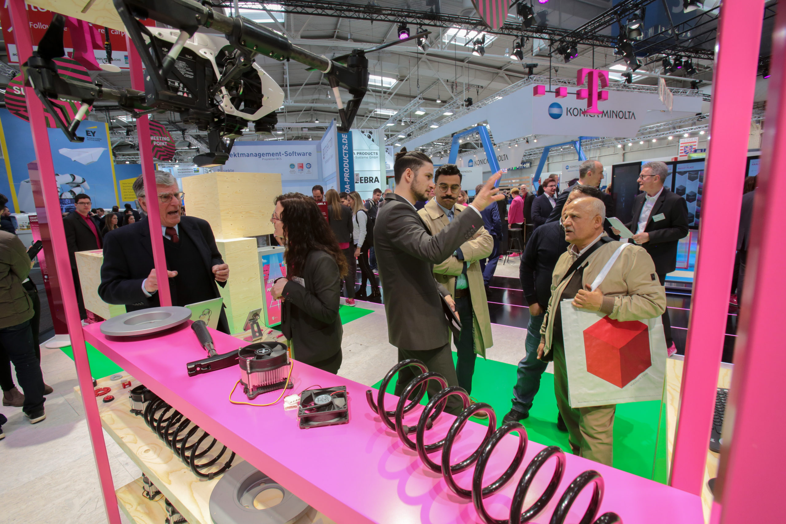 Minister Adriaansens met innovatieve ondernemers naar Hannover Messe