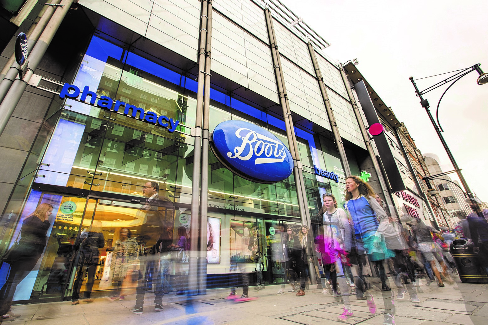 BT ondersteunt de transformatie van de klantervaring van Walgreens Boots Alliance in het