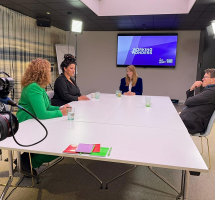 Uitrusten uitroepen Rondlopen Bureau Zwart Wit en Your Expat Agency gaan verder als Your Talent Agency - Emerce Uitrusten uitroepen Rondlopen Bureau Zwart Wit en Your Expat Agency gaan verder als Your Talent Agency - Emerce