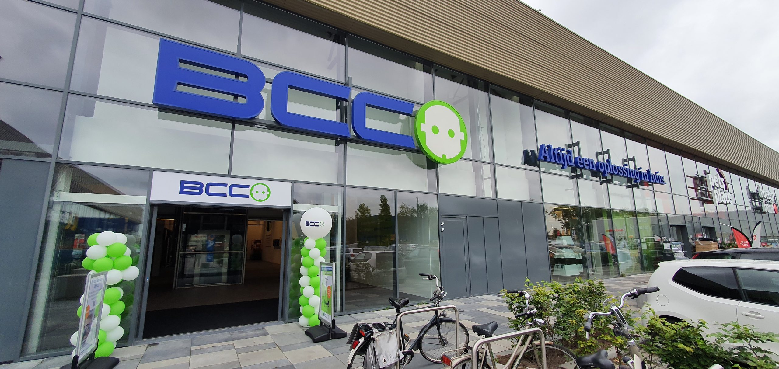 BCC sluit hoofdkantoor en distributiecentrum - Emerce