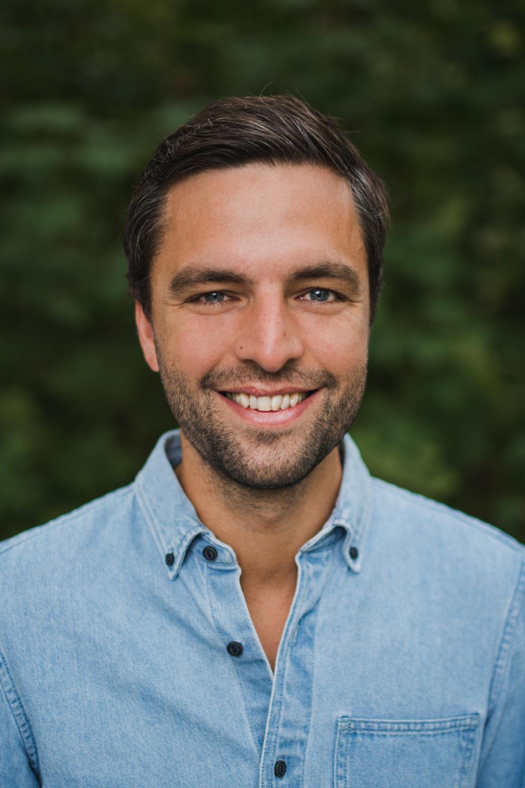 Tom van den Berg Lead Online Conversion Specialist De Bijenkorf Emerce