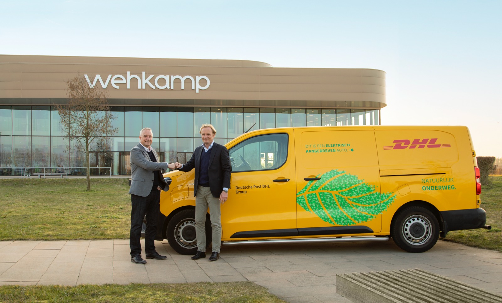 DHL blijft bezorgen voor Wehkamp - Emerce