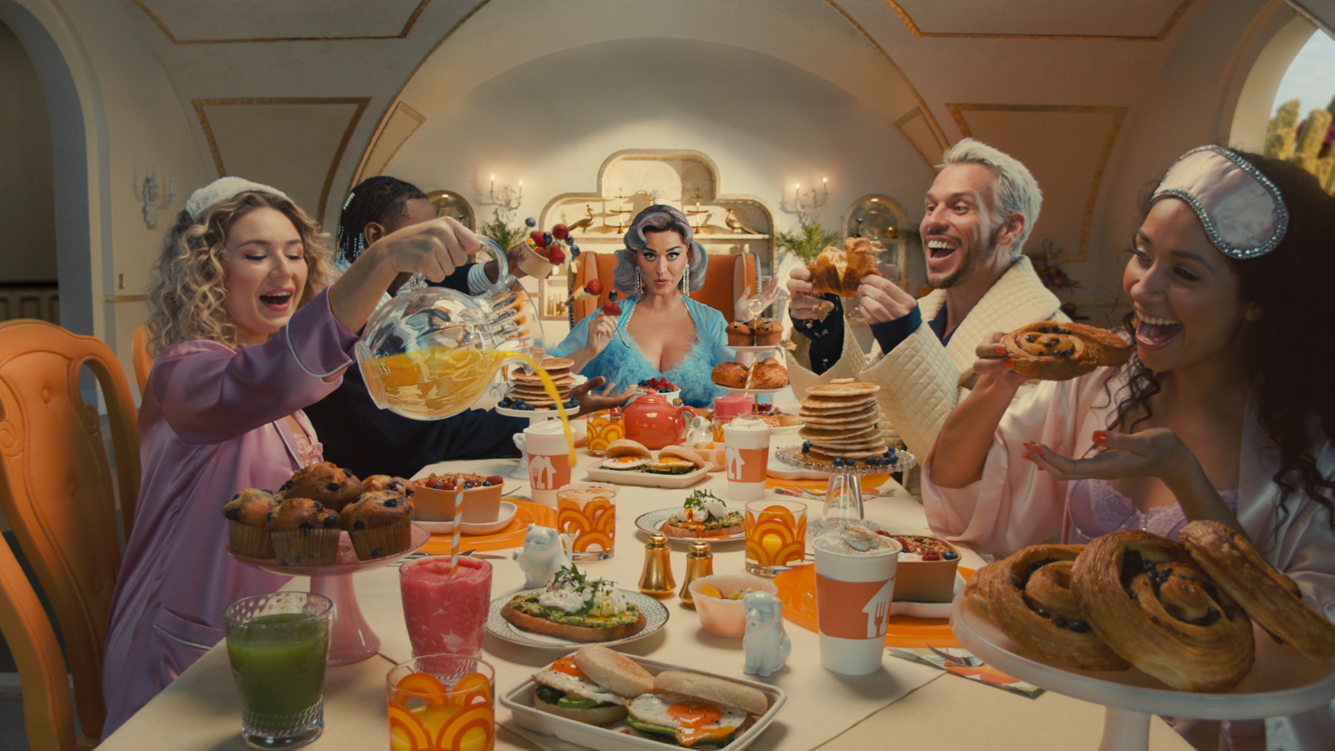 Katy Perry in nieuwe campagne Thuisbezorgd.nl - Emerce