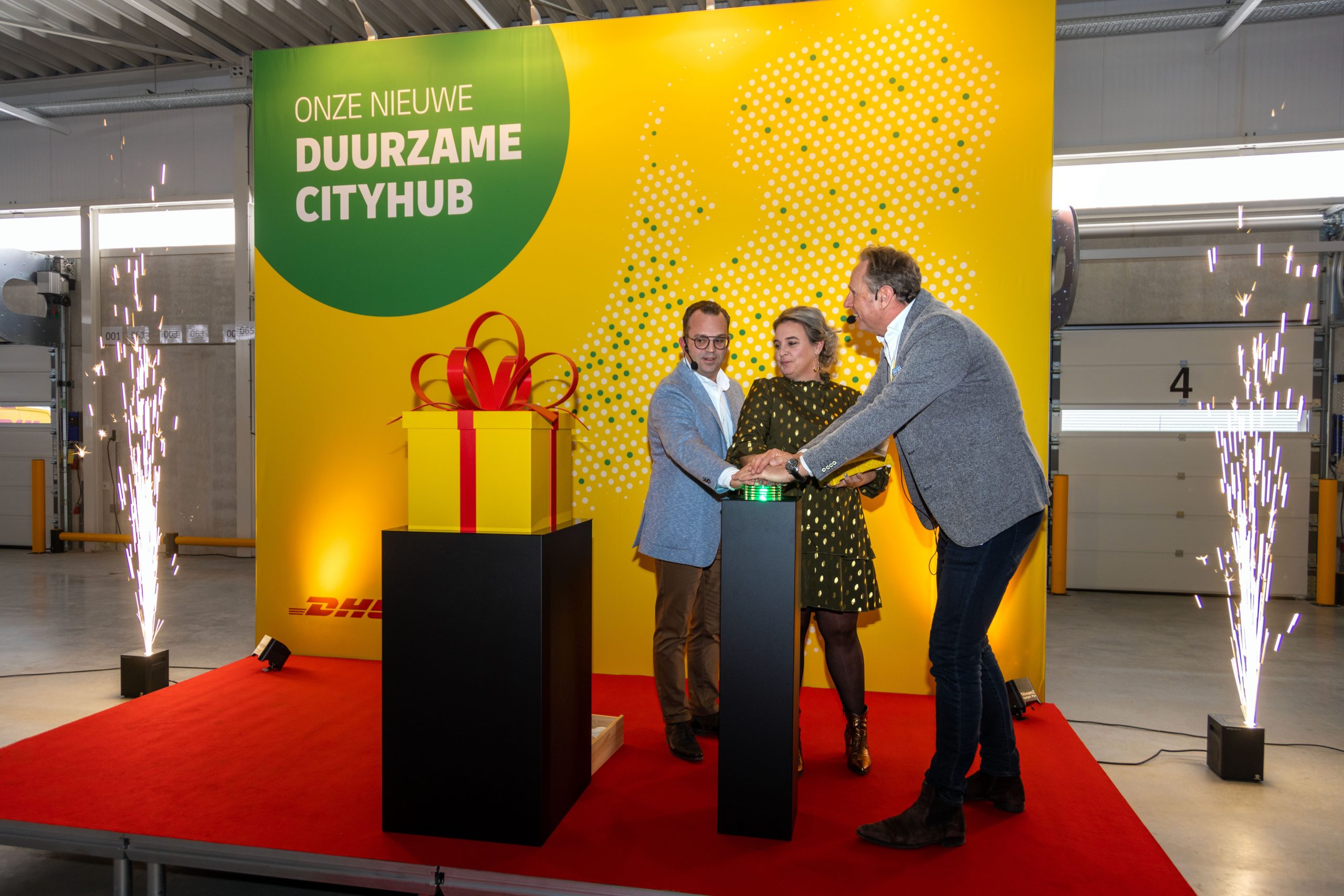 DHL Parcel opent klimaatneutrale CityHub voor regio Tilburg - Emerce