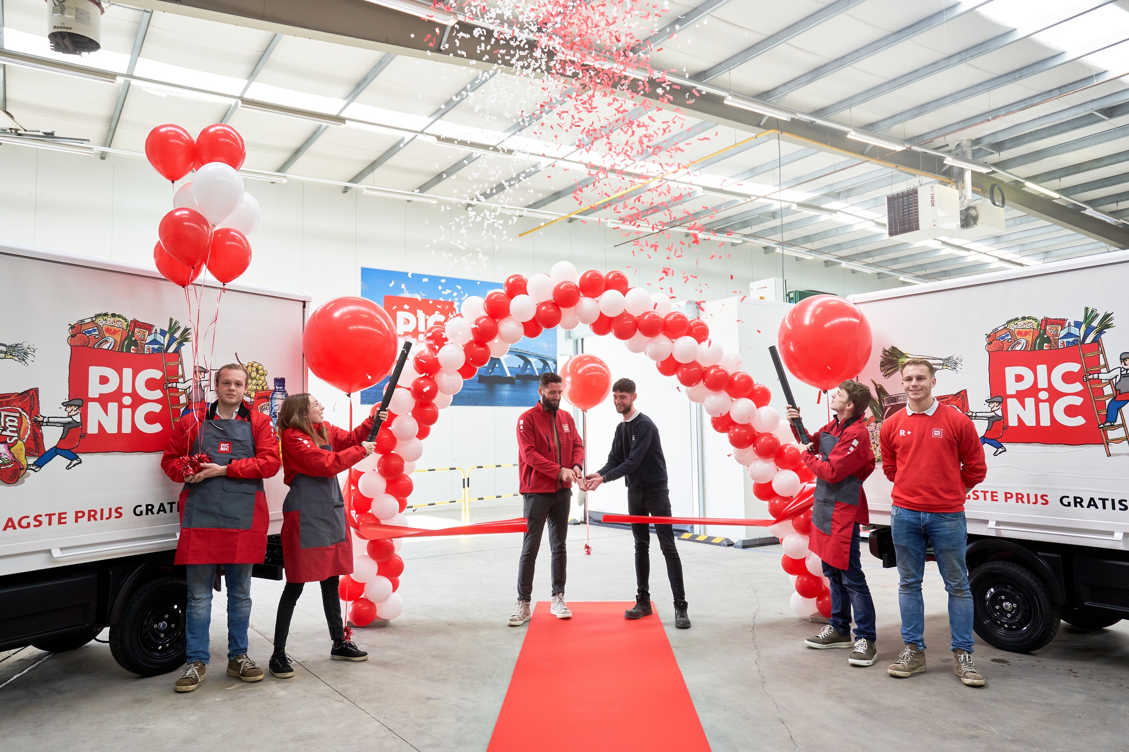 Picnic zet in op parallelimport Emerce