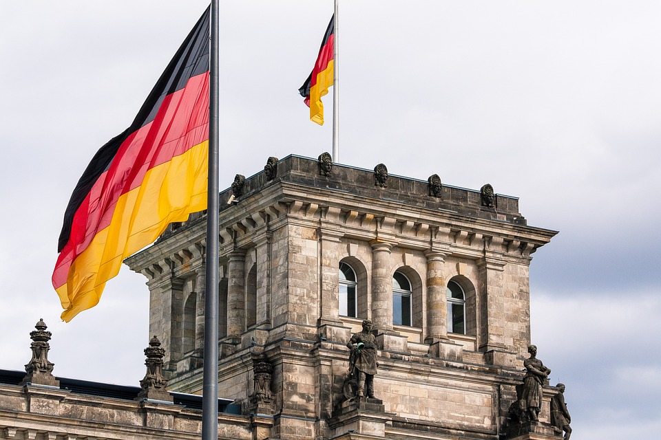 Die deutsche Regierung wirft weiterhin Bitcoins ab