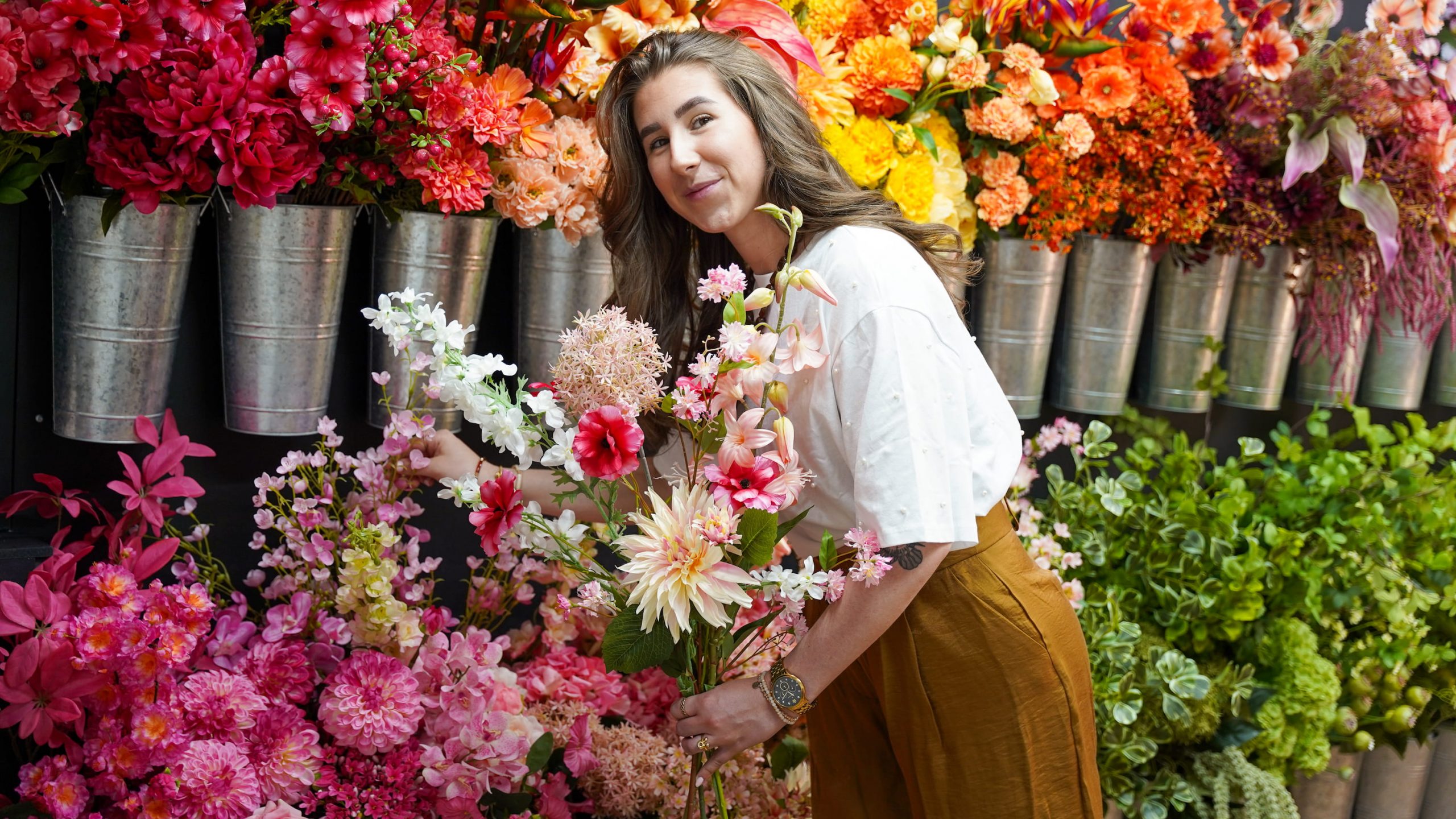 Fan of Flowers bouwt vanuit Venray aan nieuwe e-commercecategorie voor hoogwaardige zijden bloemen