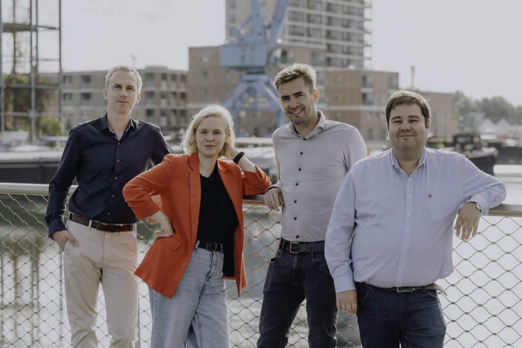Belgian digital agency Ants acquires social media agency Punchline